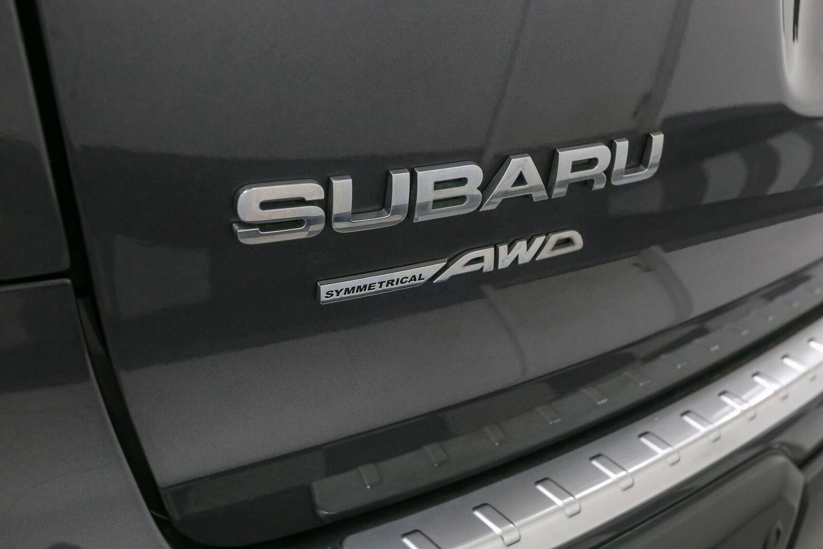 Used 2022 Subaru Ascent Limited w/ Technology Package AWD/4WD image 10