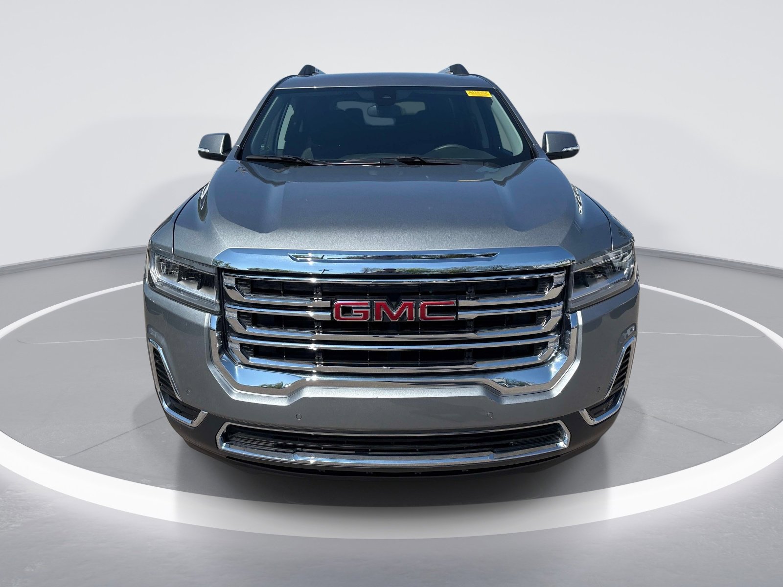 Certified 2023 GMC Acadia SLE w/ Driver Convenience Package image 2