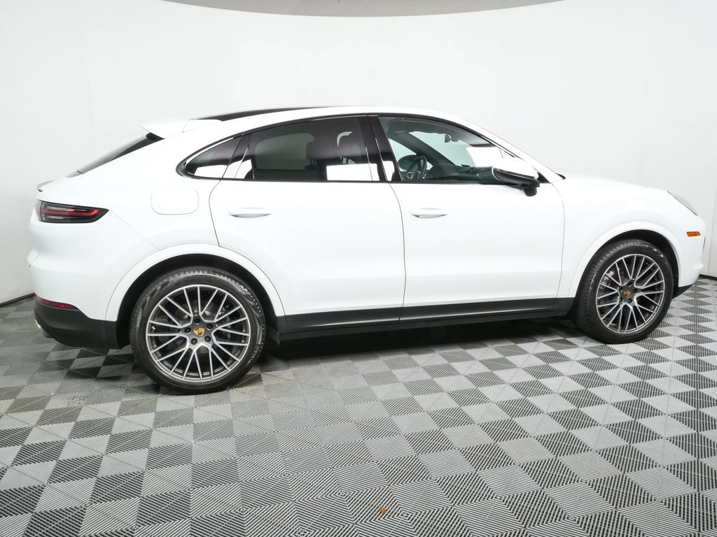 Certified 2021 Porsche Cayenne Coupe AWD/4WD image 29