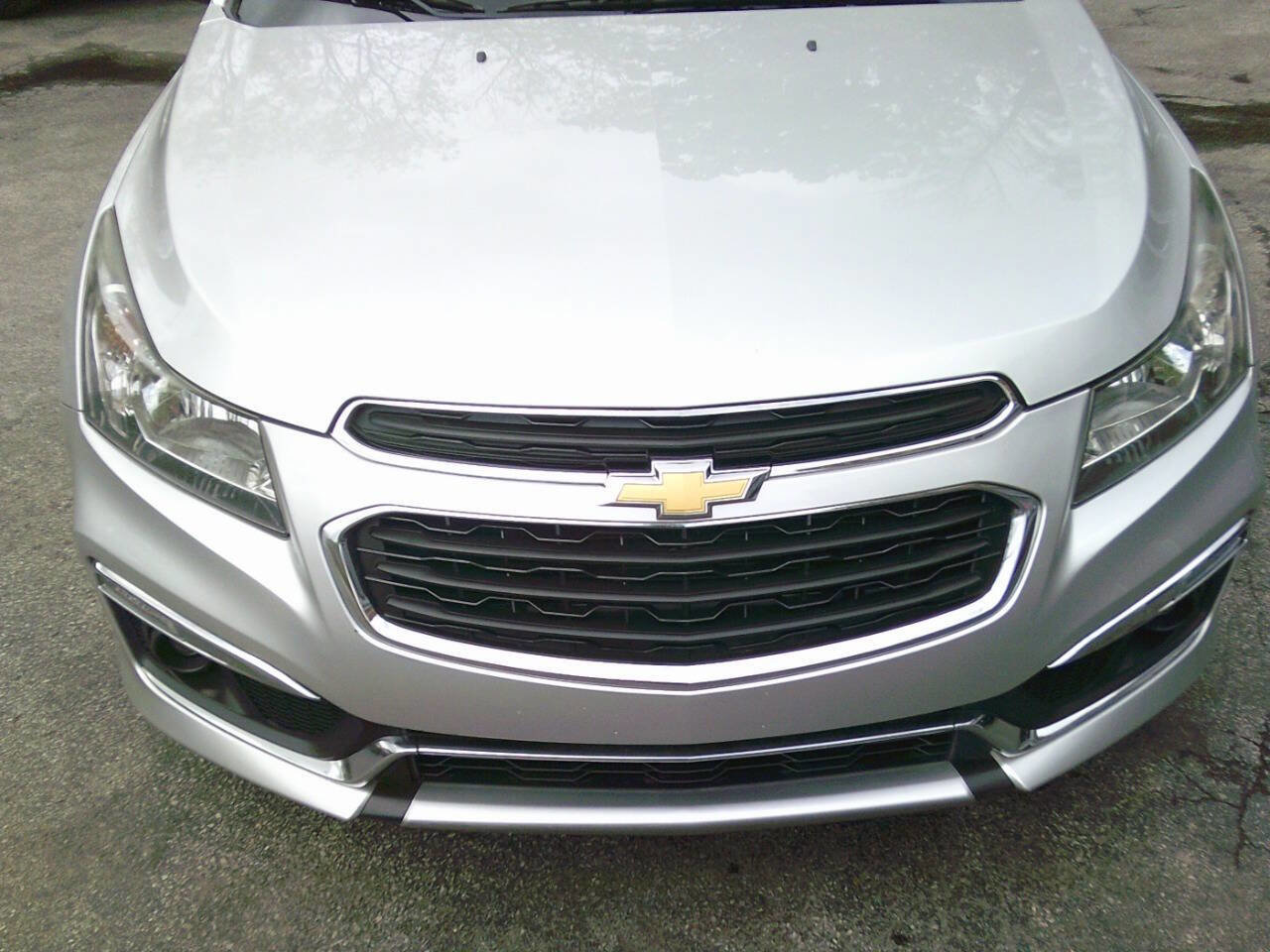 Used 2015 Chevrolet Cruze LT w/ RS Package image 2