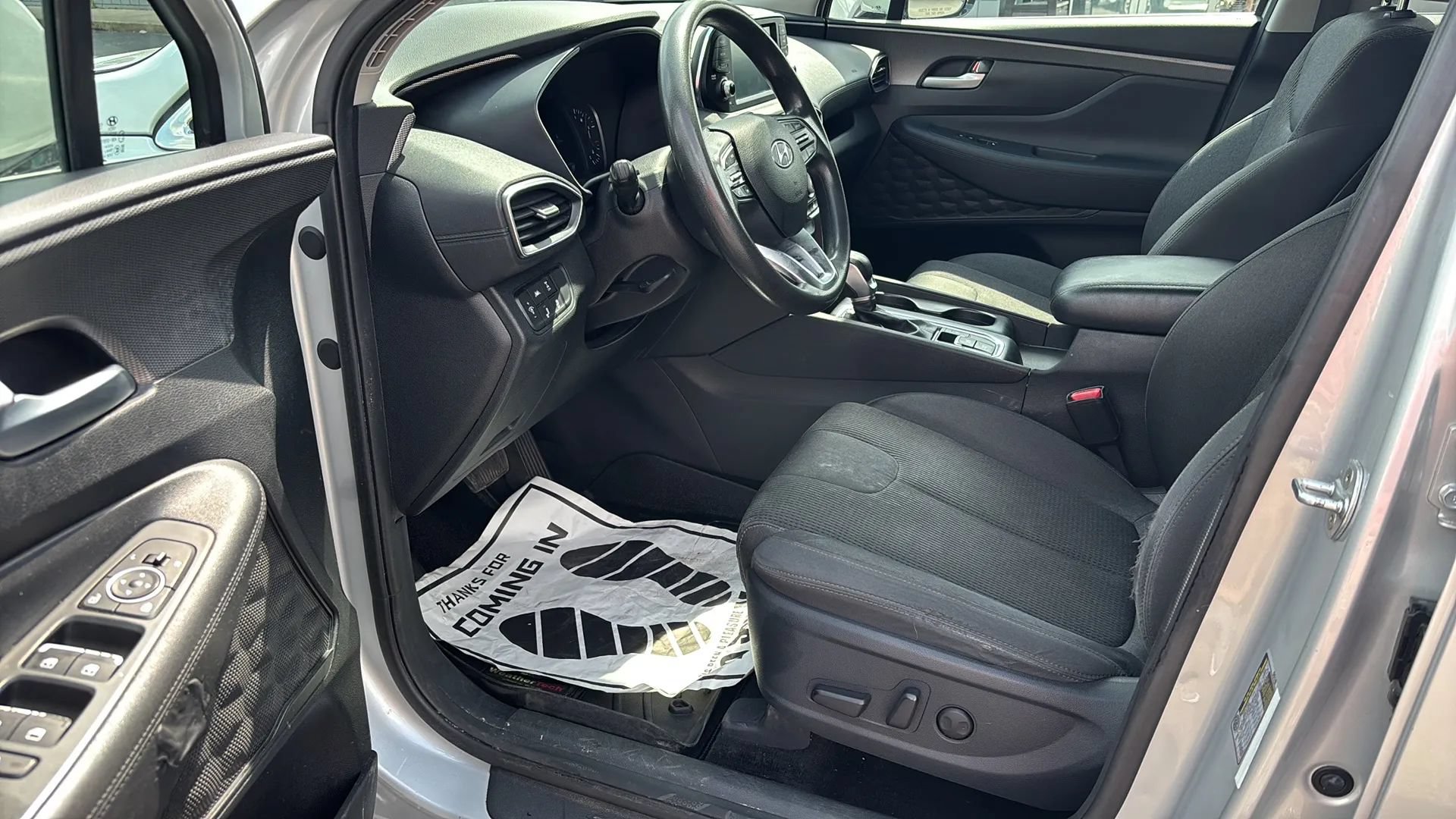 Used 2019 Hyundai Santa Fe SEL AWD/4WD image 10