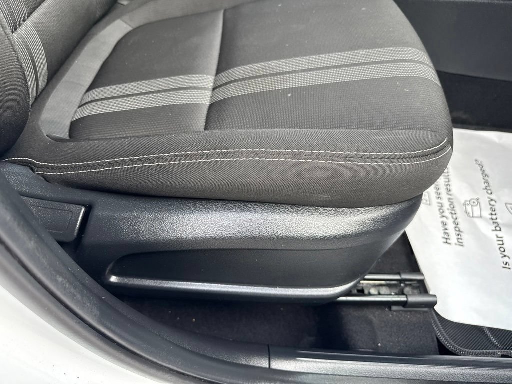 Used 2026 Hyundai Venue SEL FWD image 36