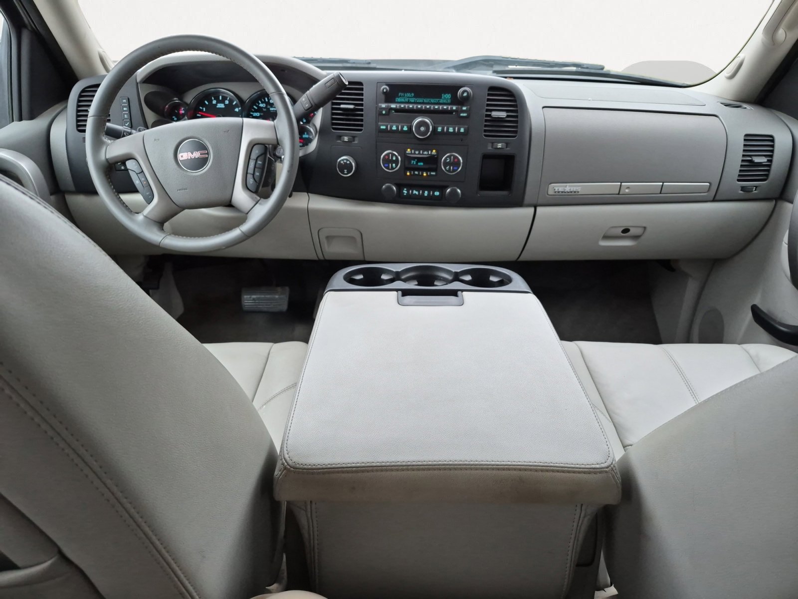 Used 2014 GMC Sierra 2500 SLE w/ Texas Edition image 3
