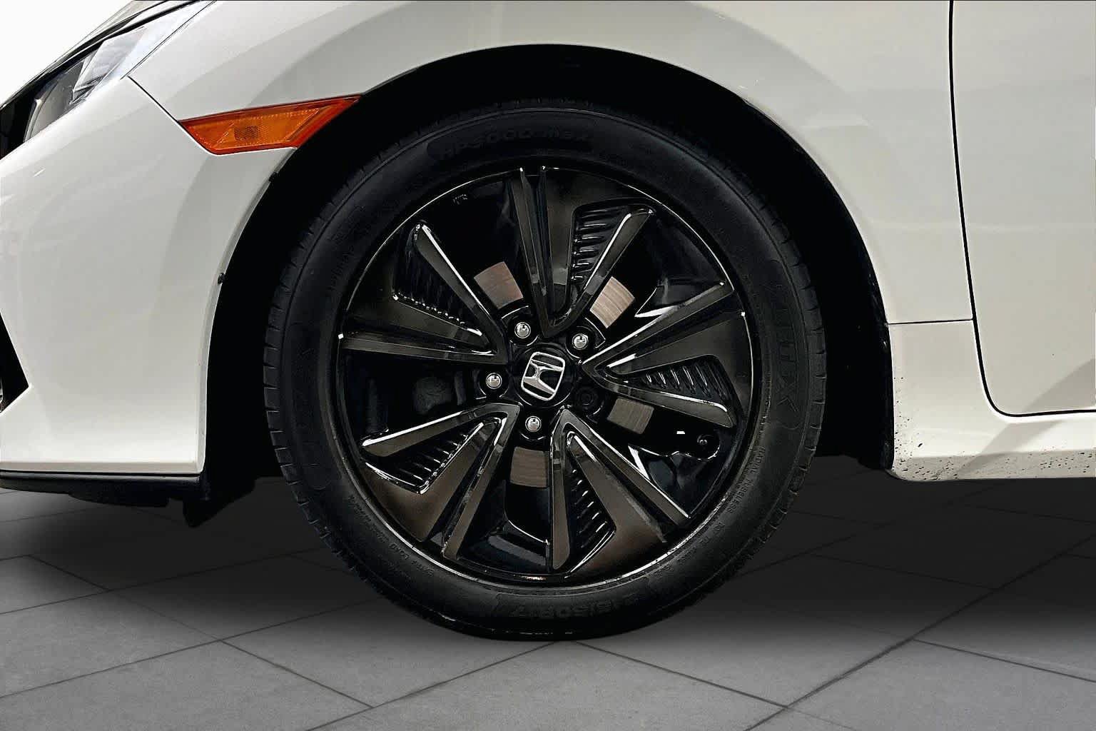 Used 2019 Honda Civic EX image 10
