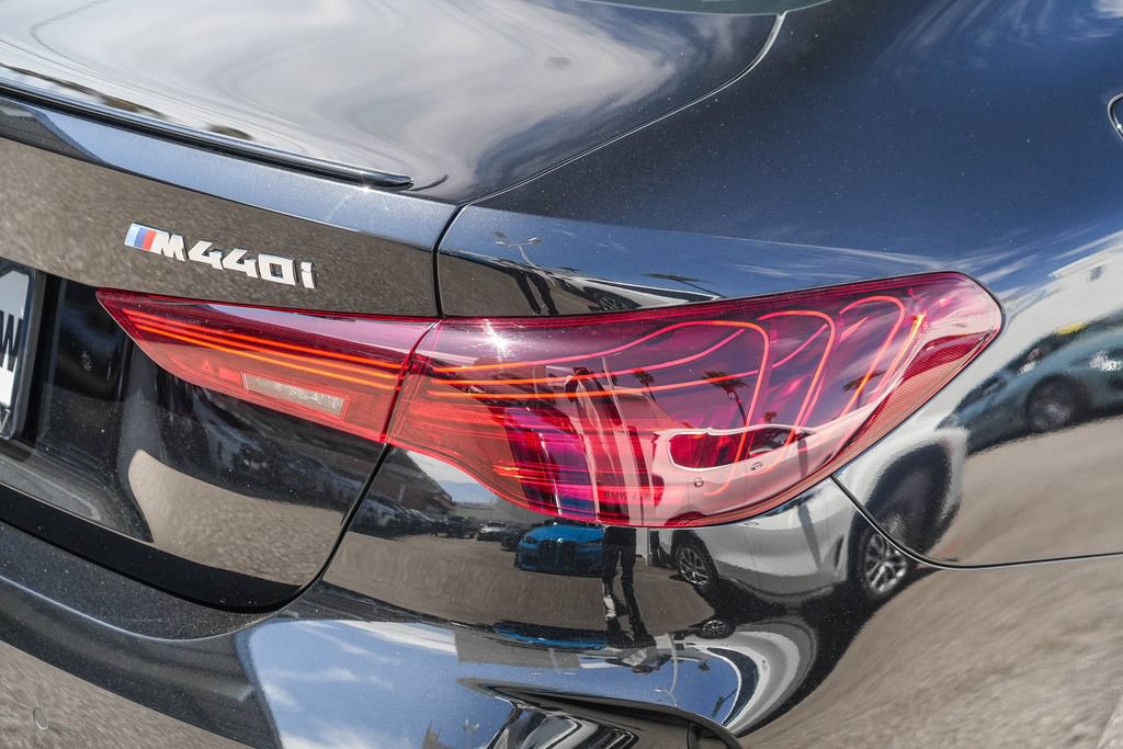 Used 2026 BMW M440i Coupe RWD image 7