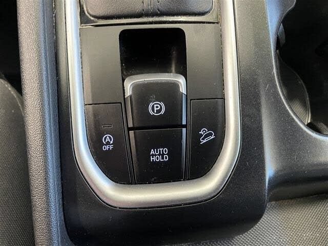 Used 2019 Hyundai Santa Fe SE AWD/4WD image 19