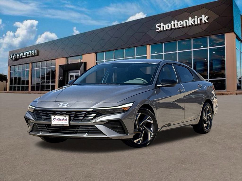 Certified 2025 Hyundai Elantra Sport image 1