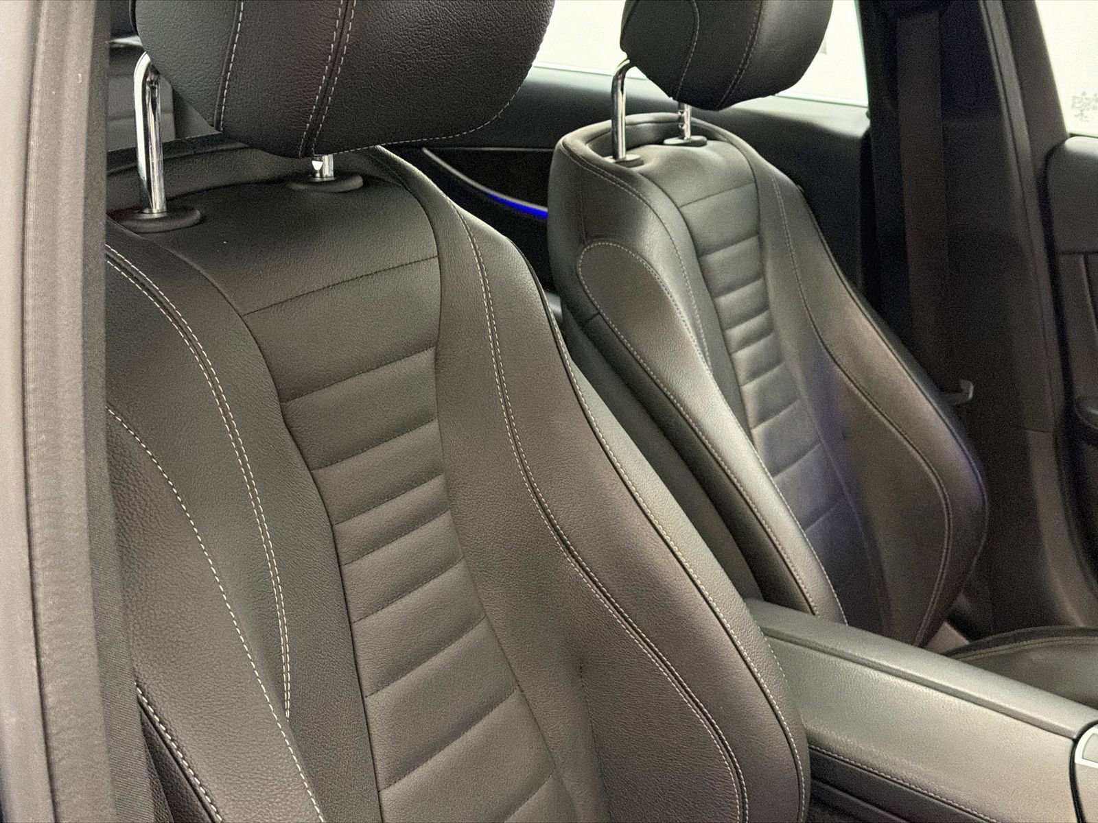 Used 2023 Mercedes-Benz E 350 4MATIC Sedan image 11