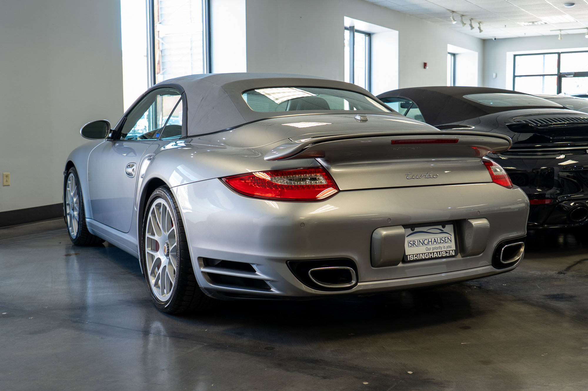 Used 2010 Porsche 911 Turbo image 3