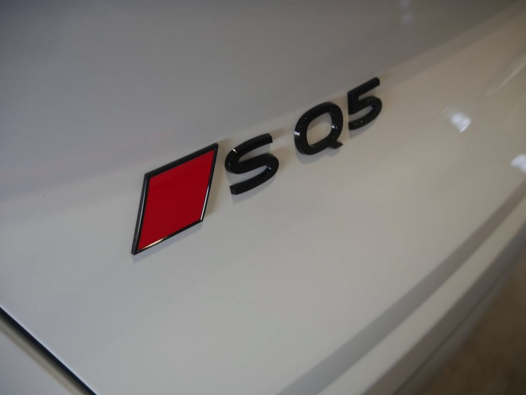 New 2026 Audi SQ5 Premium Plus AWD/4WD image 9