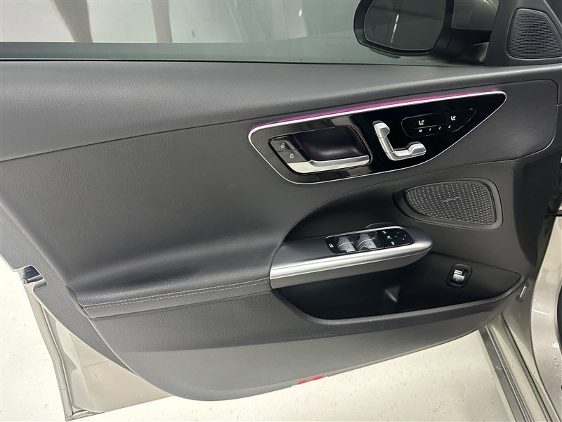 Used 2024 Mercedes-Benz C 300 4MATIC Sedan image 18
