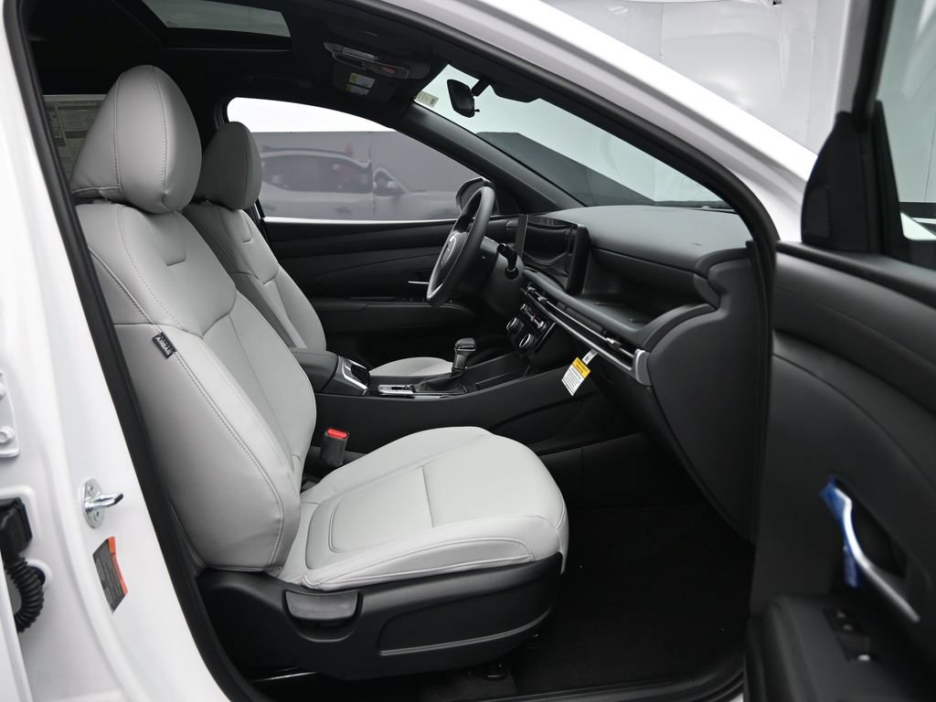 Used 2026 Hyundai Santa Cruz SEL AWD/4WD image 32