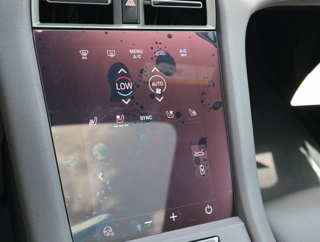 New 2025 Porsche Taycan 4S AWD/4WD image 15