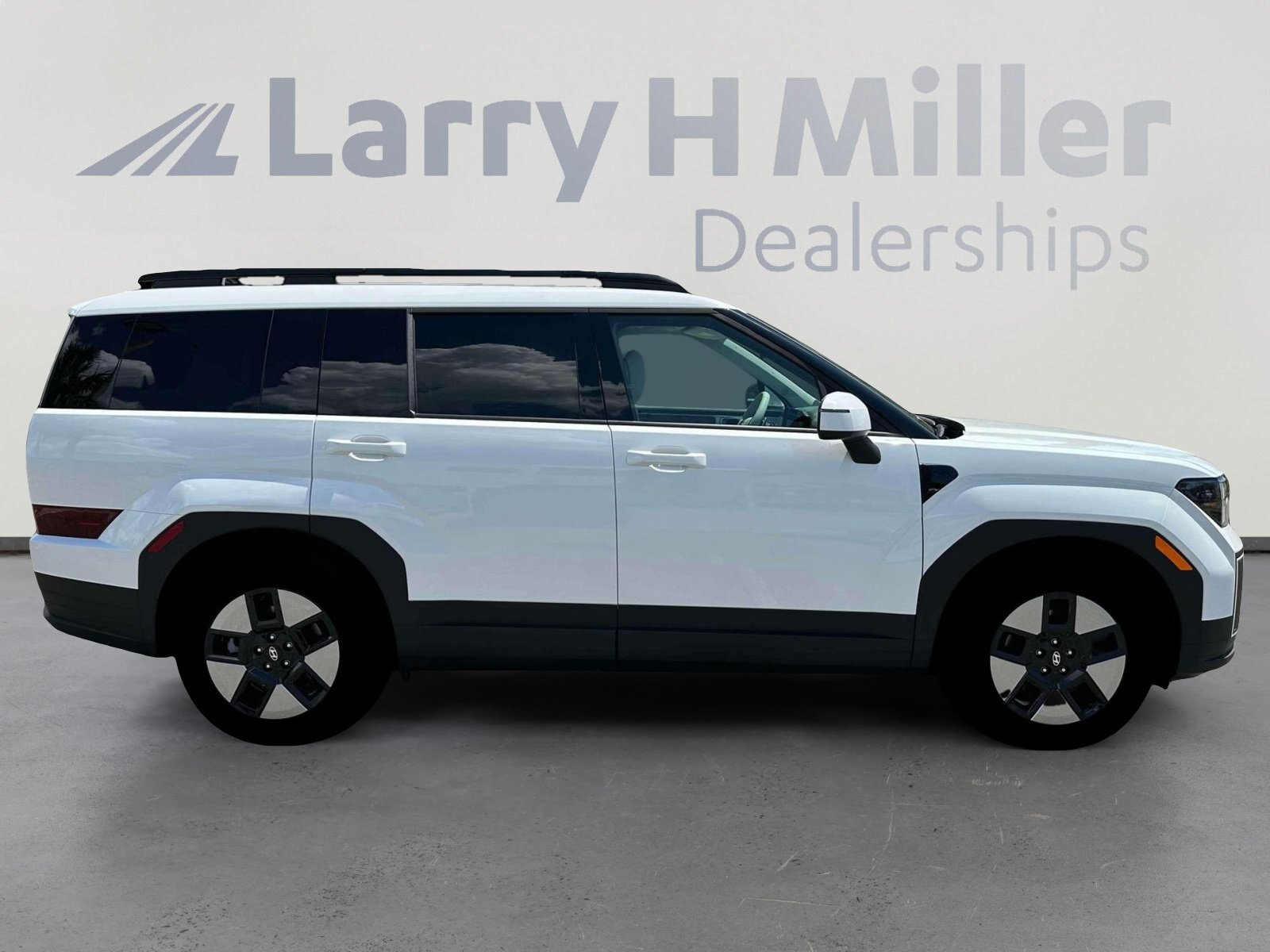 New 2026 Hyundai Santa Fe SEL FWD image 9