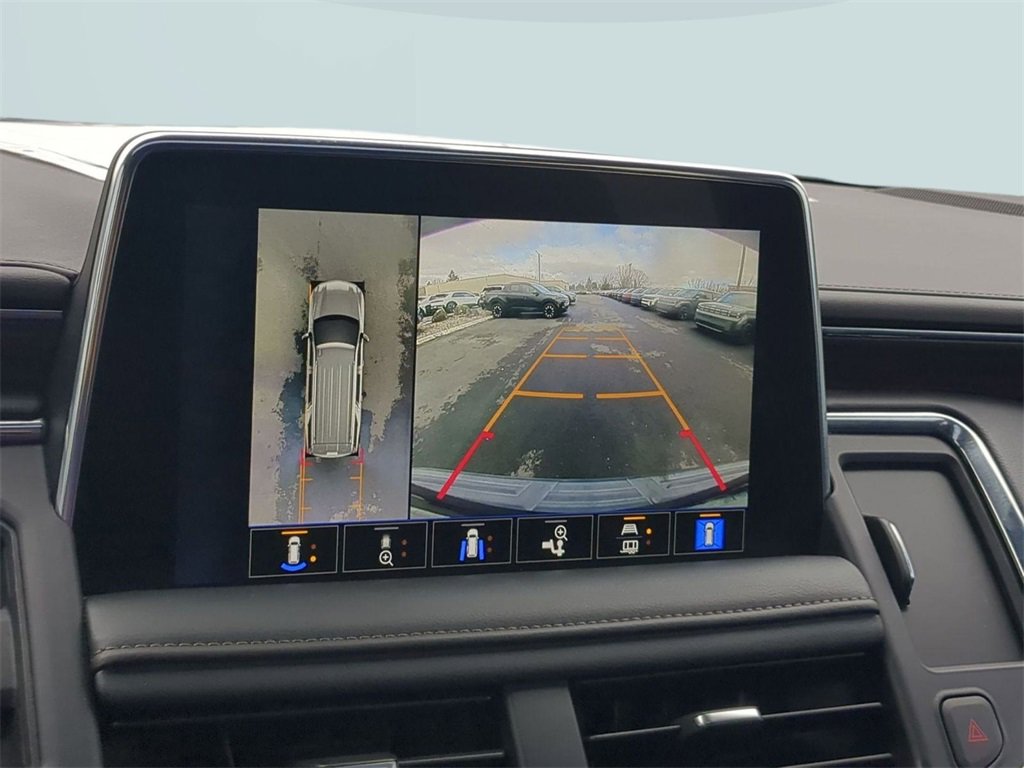 Used 2023 Chevrolet Suburban High Country image 19