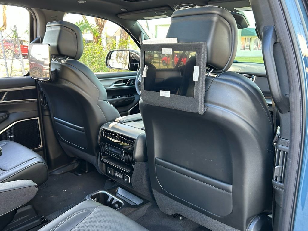 New 2026 Jeep Grand Wagoneer L Limited image 42