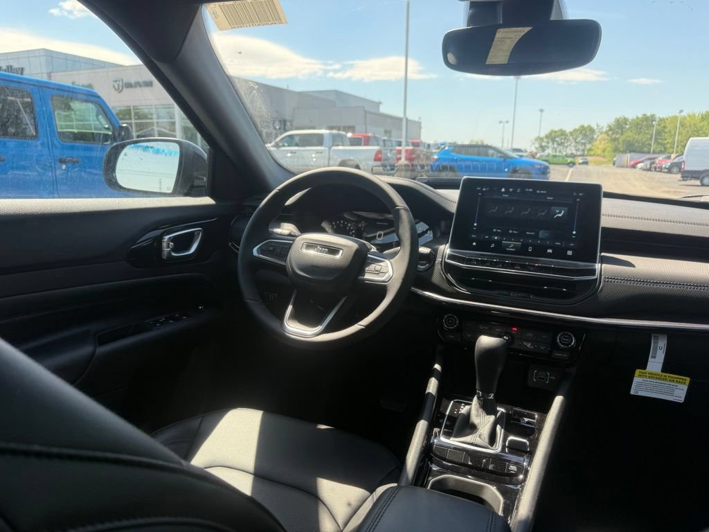 New 2026 Jeep Compass Limited AWD/4WD image 44