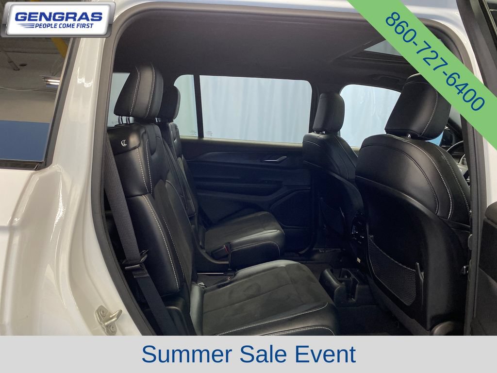 Used 2023 Jeep Grand Cherokee L Laredo AWD/4WD image 41