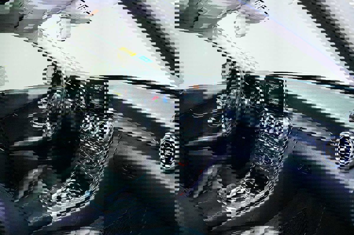 Used 2016 Mercedes-Benz C 350e Sedan image 29