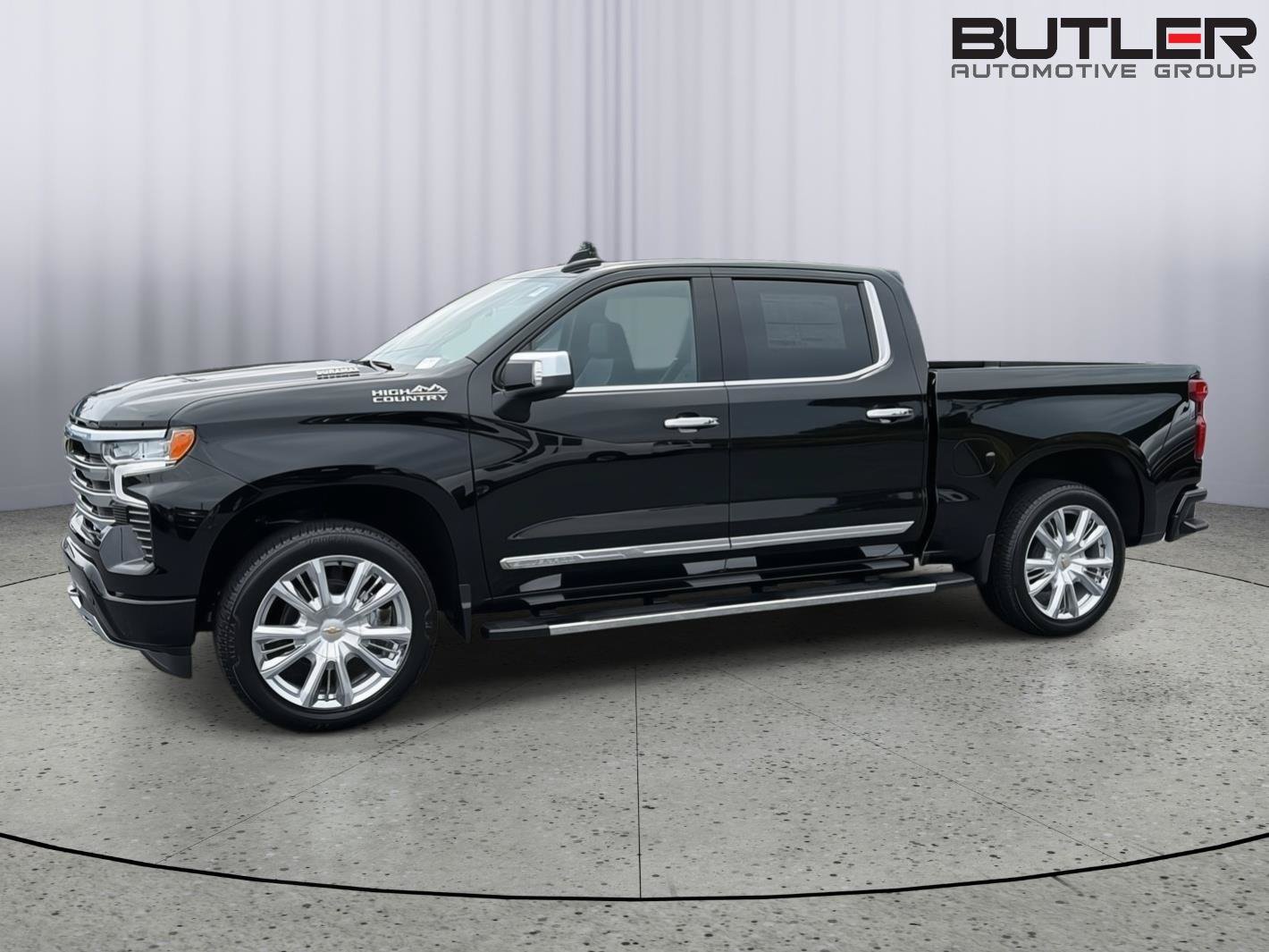 New 2026 Chevrolet Silverado 1500 High Country w/ High Country Premium Package AWD/4WD image 3