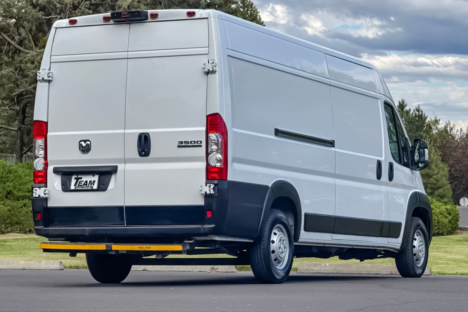 Used 2023 RAM ProMaster 3500 FWD image 4