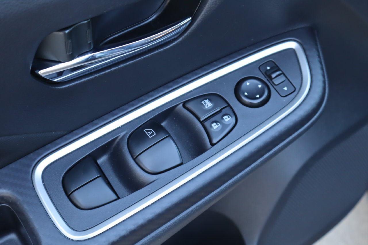 Used 2024 Nissan Versa SR w/ Trunk Package FWD image 20