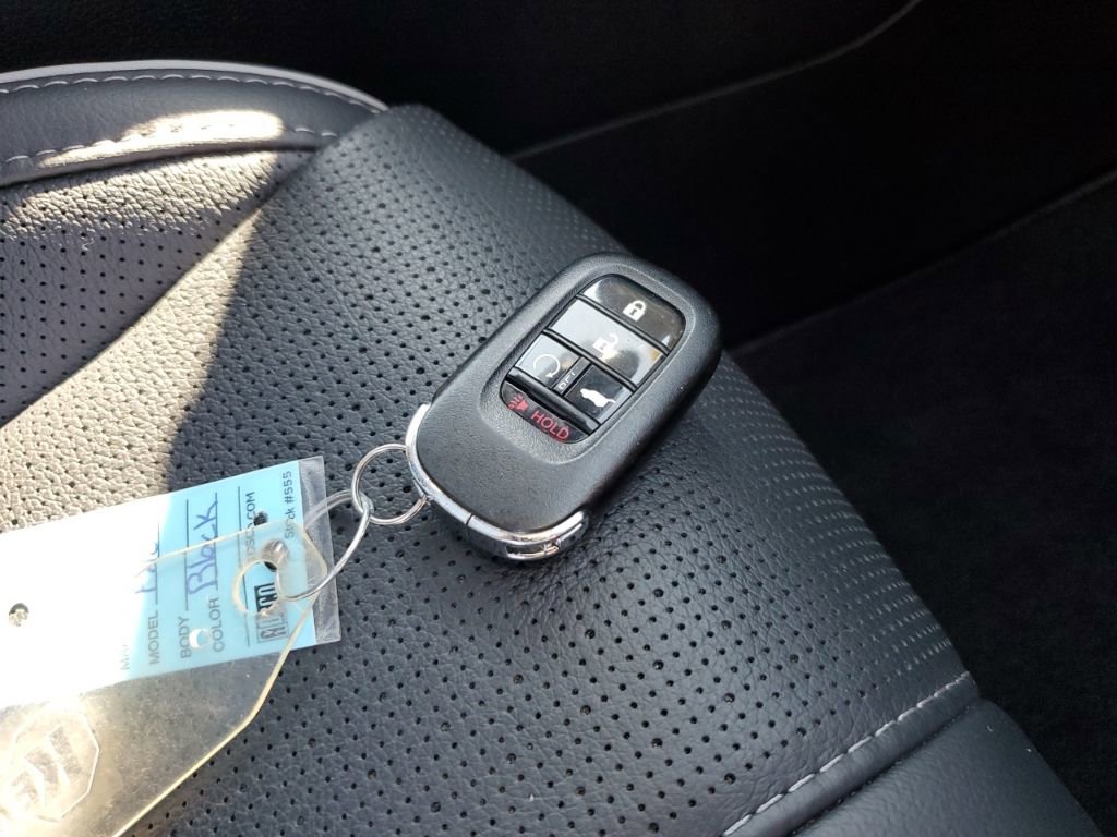 Used 2023 Honda Pilot Elite image 45