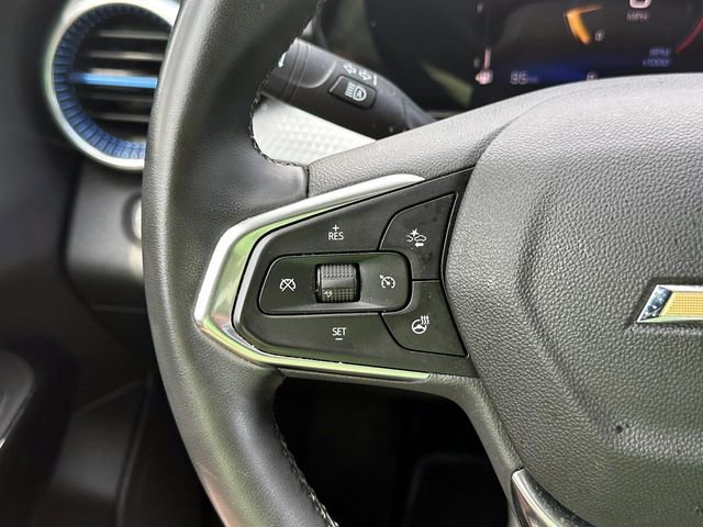 Certified 2024 Chevrolet Trax LT w/ Sunroof Package FWD image 25