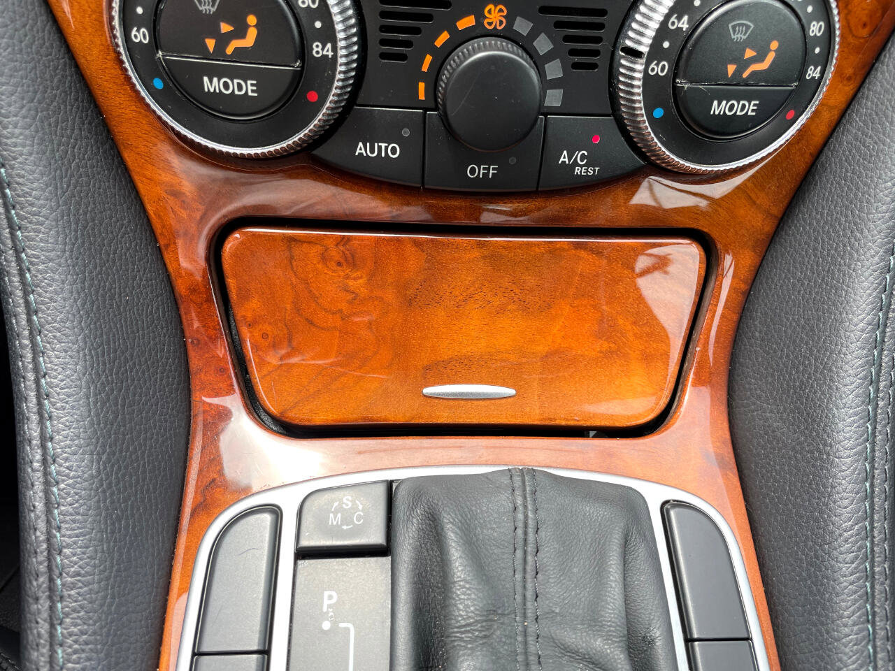 Used 2009 Mercedes-Benz SL 550 image 28