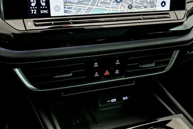 Certified 2025 Volkswagen Atlas SEL Premium R-Line image 16