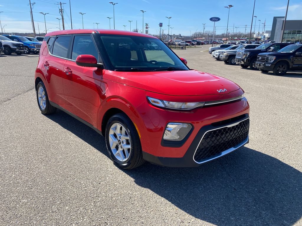 Used 2022 Kia Soul S FWD image 7