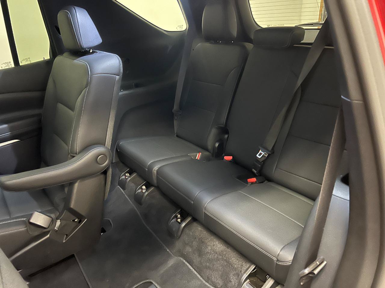 Used 2026 Chevrolet Traverse LT AWD/4WD image 28