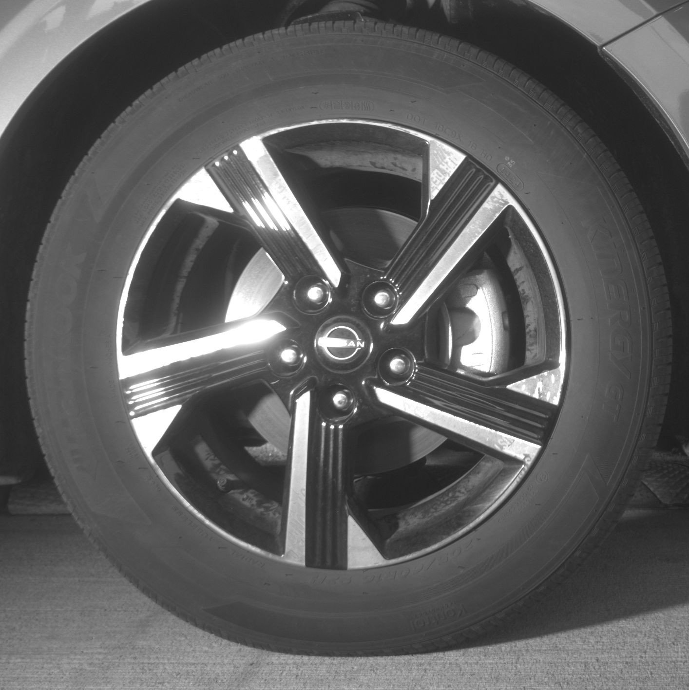 Used 2025 Nissan Sentra SV FWD image 13