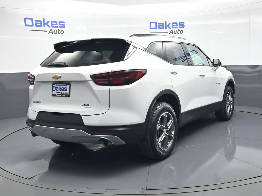 Used 2024 Chevrolet Blazer LT w/ LPO, Floor Liner Package FWD image 8