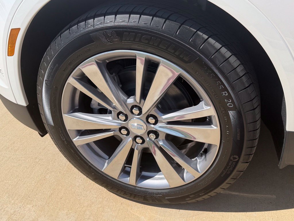 New 2026 Cadillac XT5 Premium Luxury w/ Driver Assist Package FWD image 9
