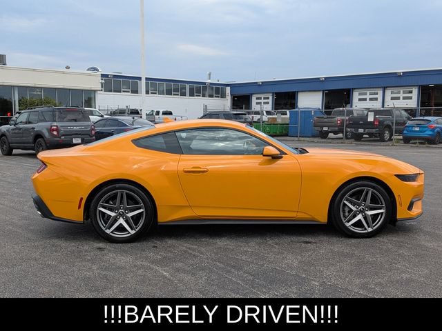 Used 2026 Ford Mustang Coupe RWD image 9