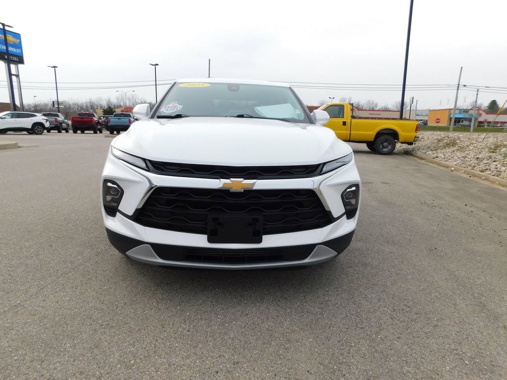 Used 2025 Chevrolet Blazer LT image 8
