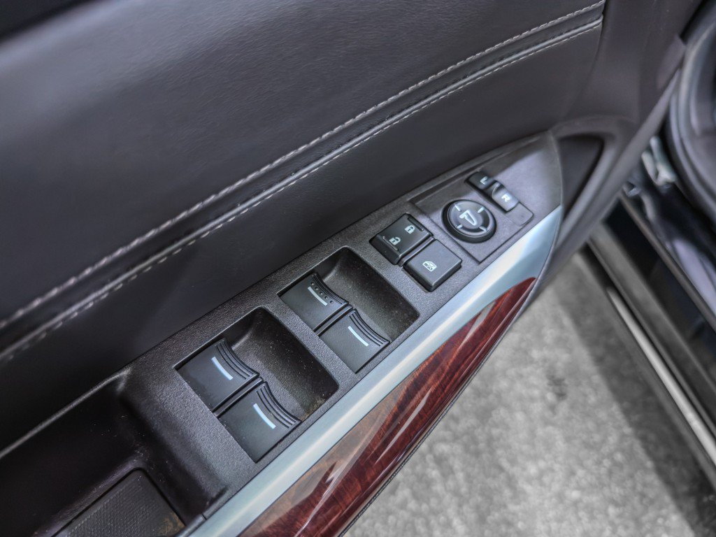 Used 2017 Acura TLX w/ Technology Package FWD image 23