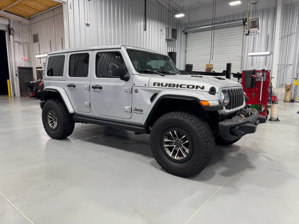 Used 2024 Jeep Wrangler Unlimited Rubicon 392 image 19