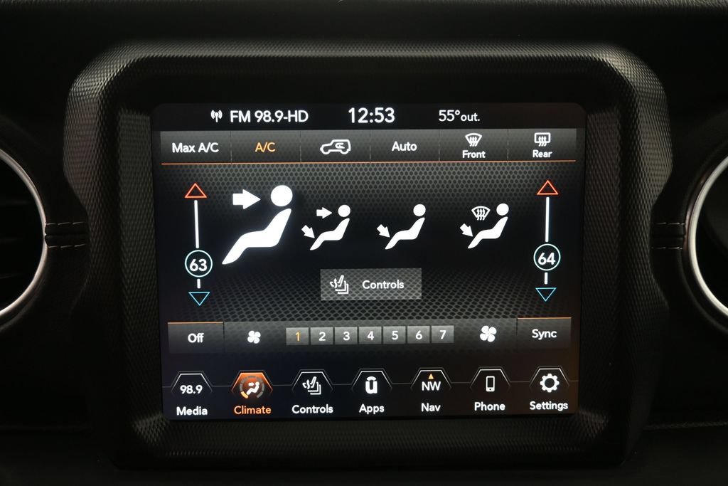 Used 2023 Jeep Wrangler Unlimited Sahara w/ Cold Weather Group AWD/4WD image 12