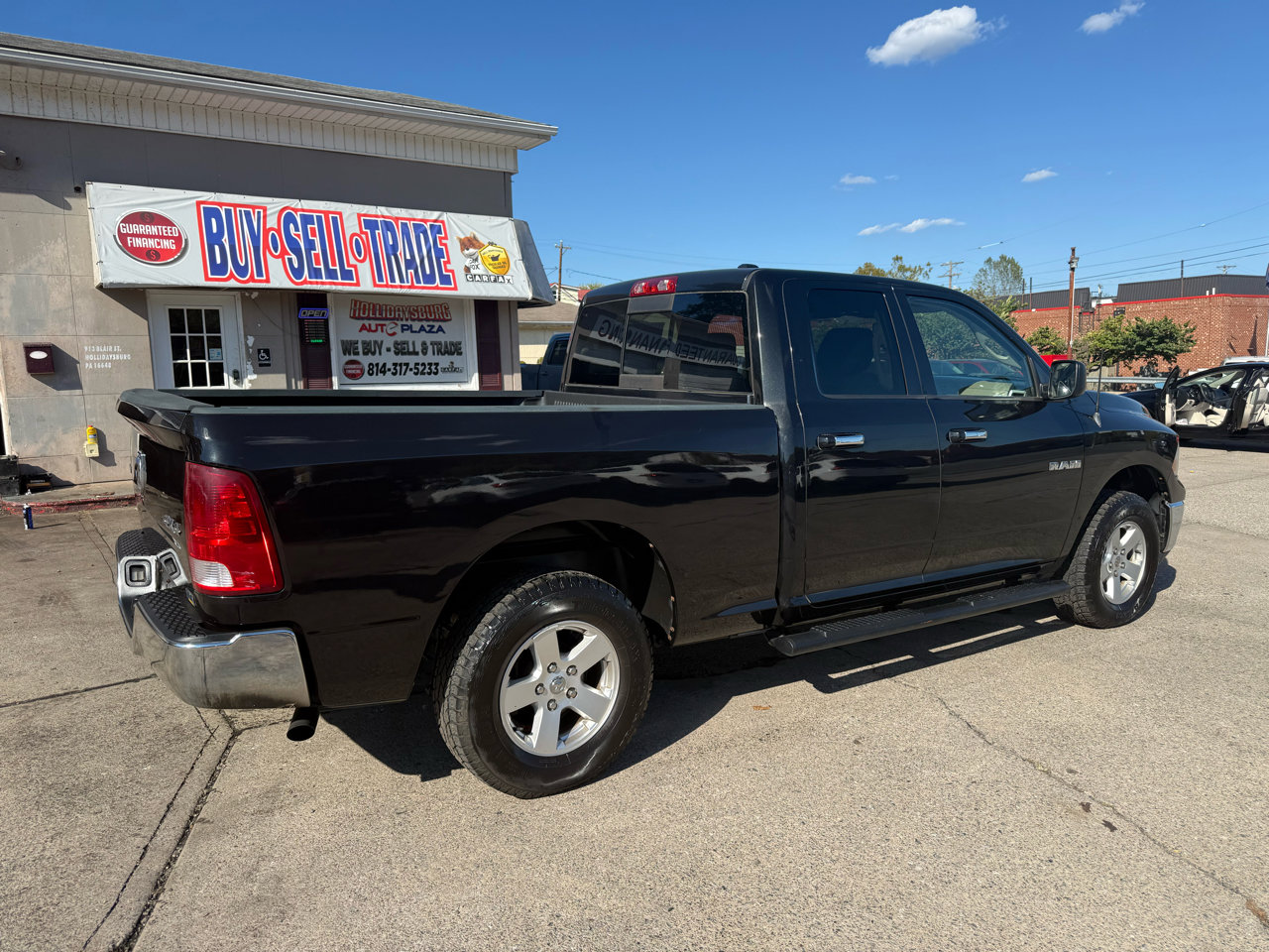 Used 2009 Dodge Ram 1500 Truck SLT image 16