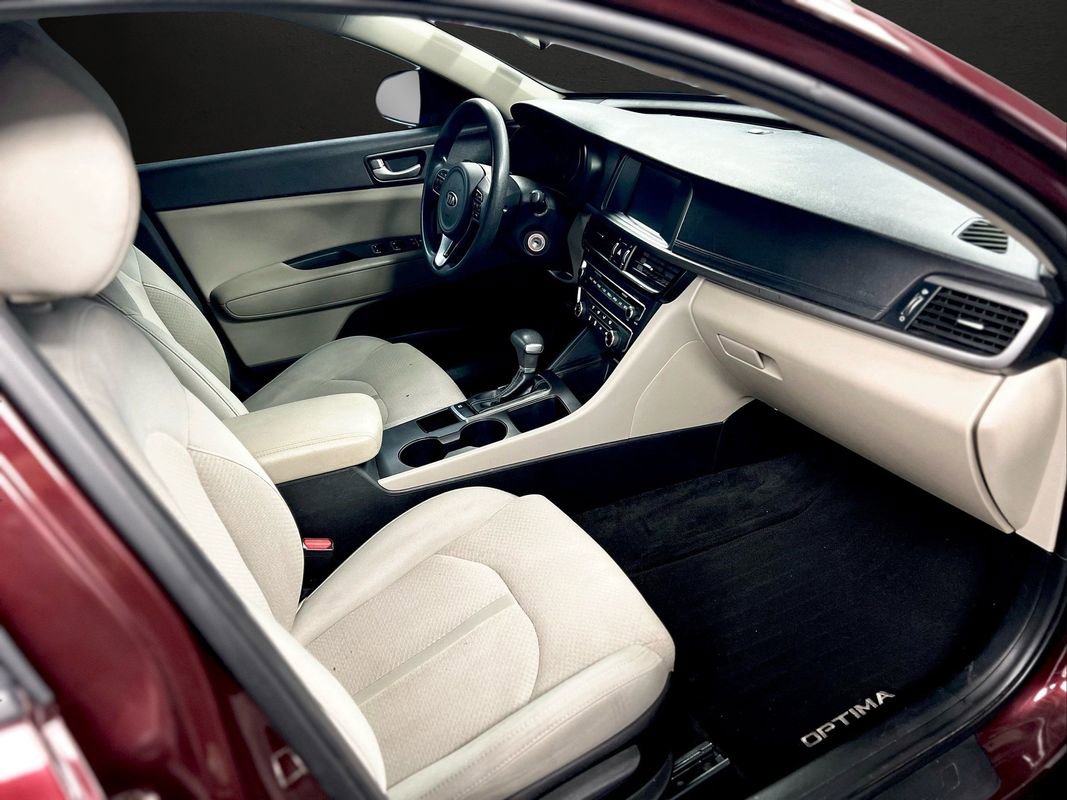 Used 2018 Kia Optima LX image 20