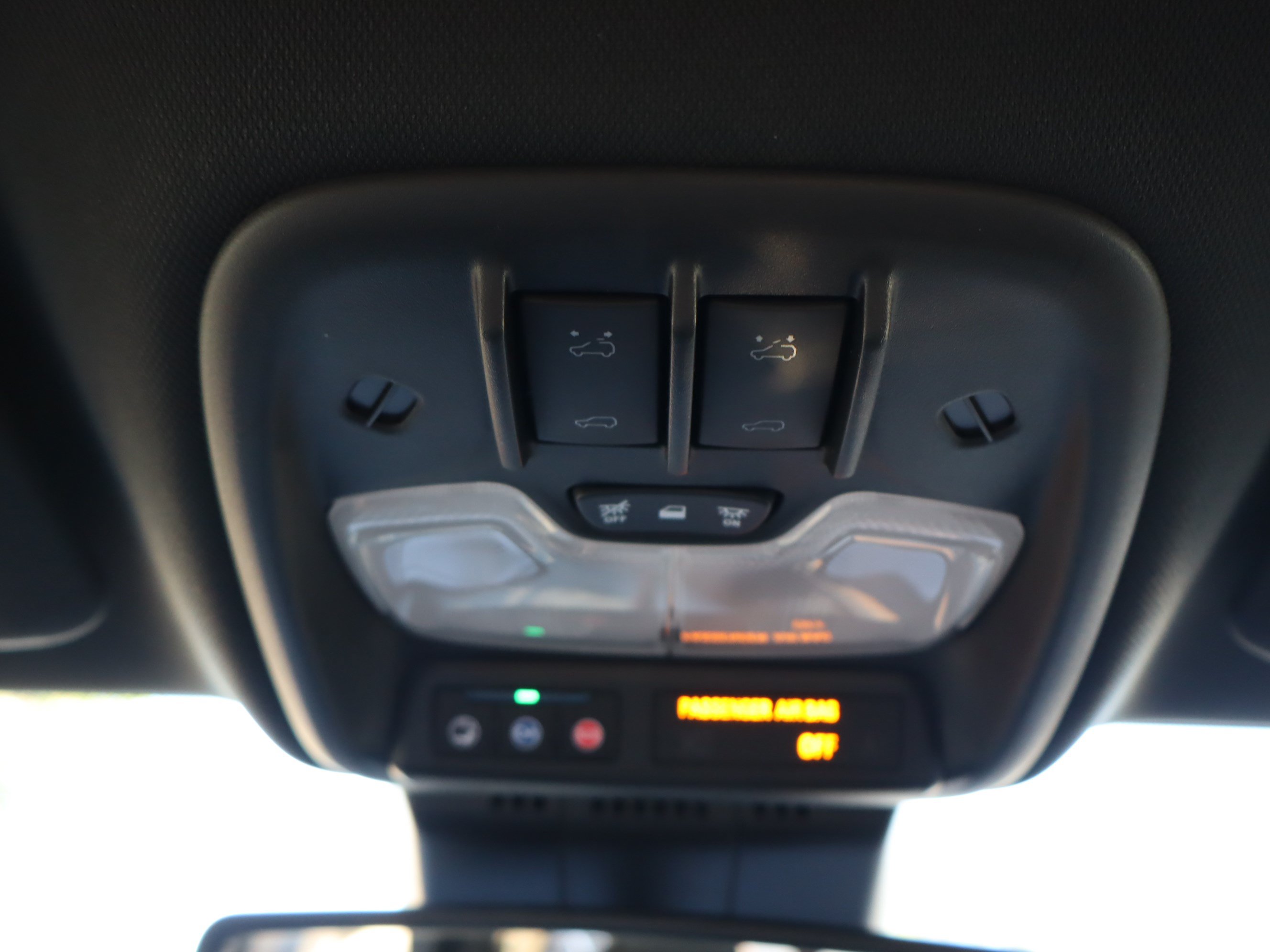 Used 2023 Chevrolet Colorado Z71 w/ Z71 Convenience Package 2 AWD/4WD image 29