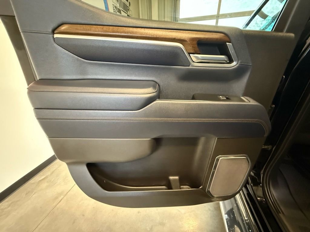 Used 2022 Chevrolet Silverado 1500 High Country w/ Max Trailering Package image 25