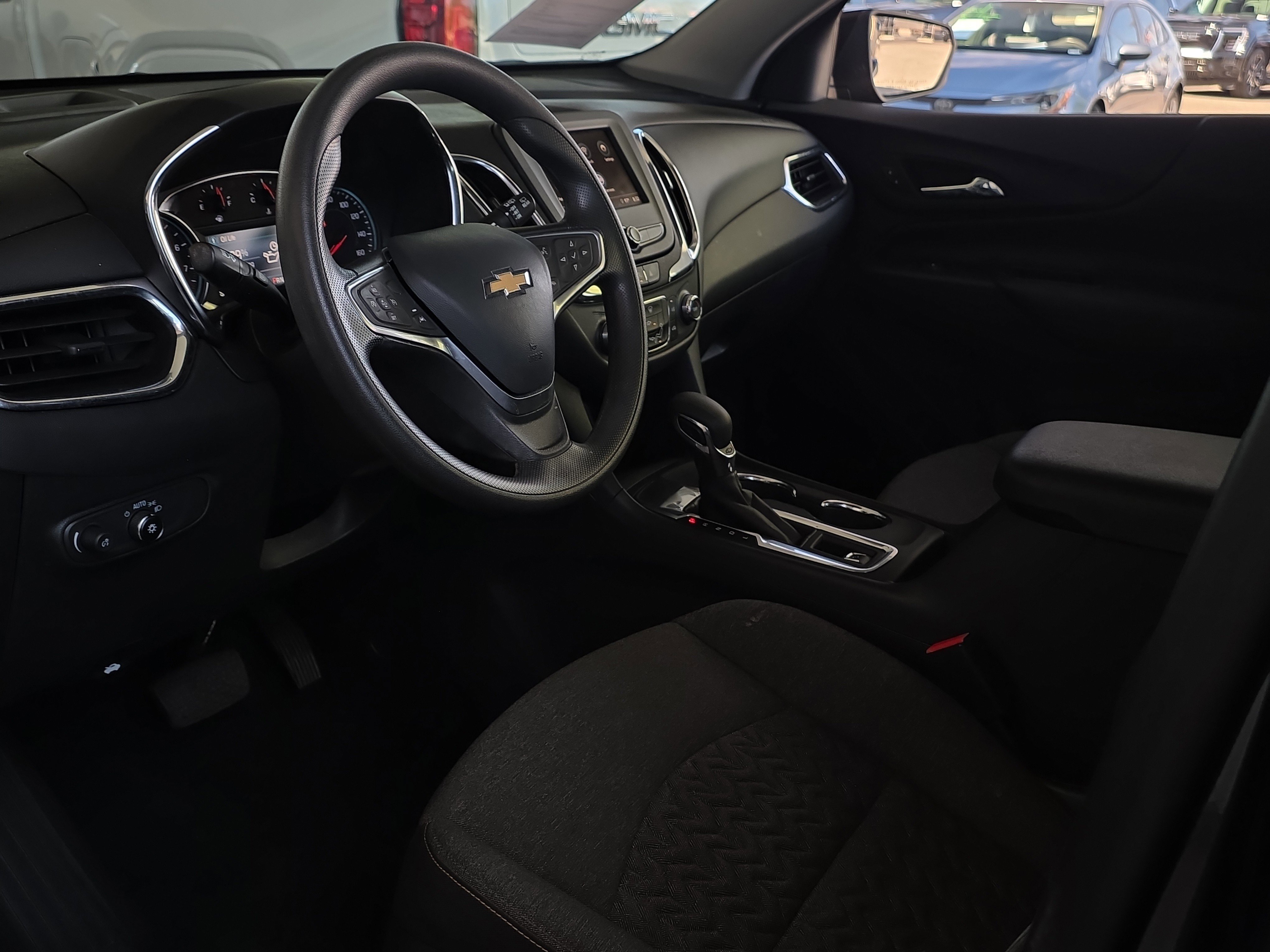 Used 2023 Chevrolet Equinox LT image 7