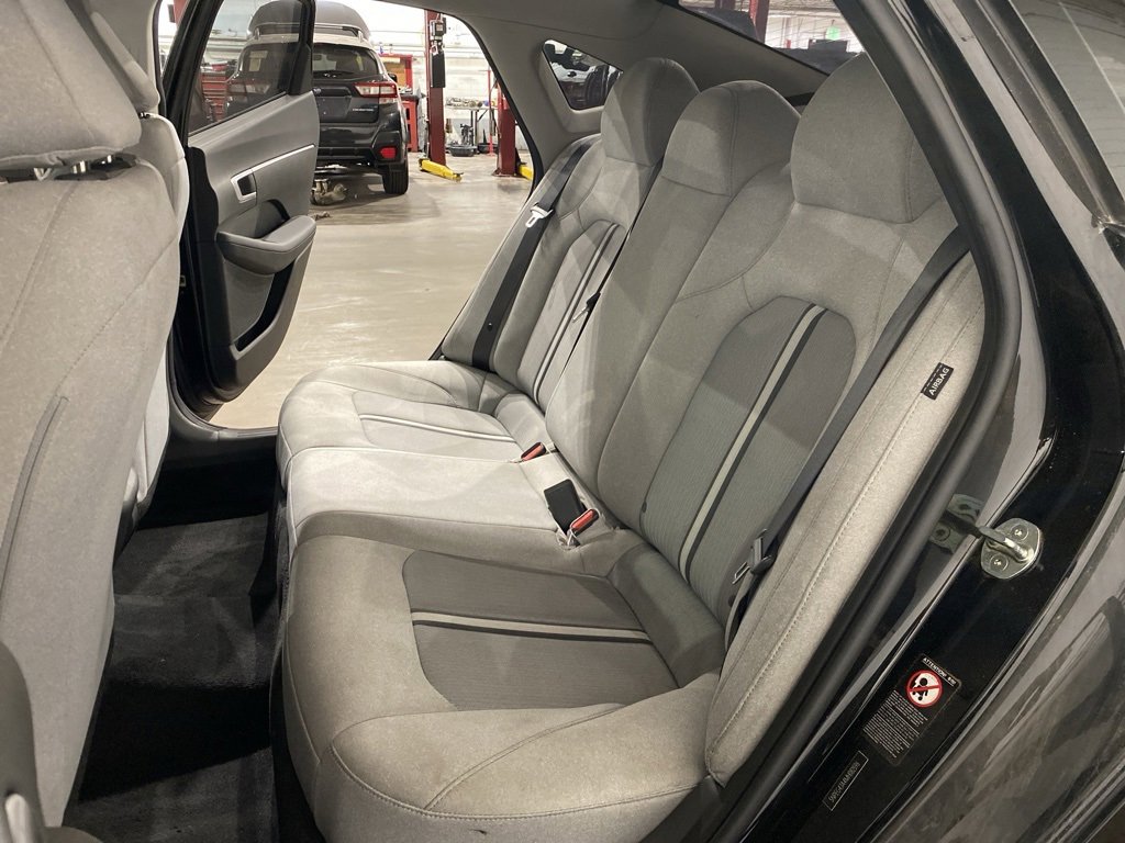 Used 2021 Hyundai Sonata SE image 10