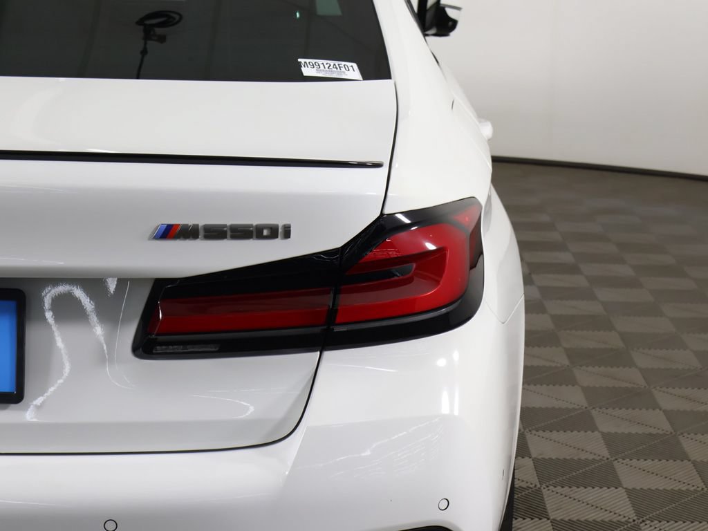 Used 2023 BMW M550i xDrive w/ Executive Package AWD/4WD image 19