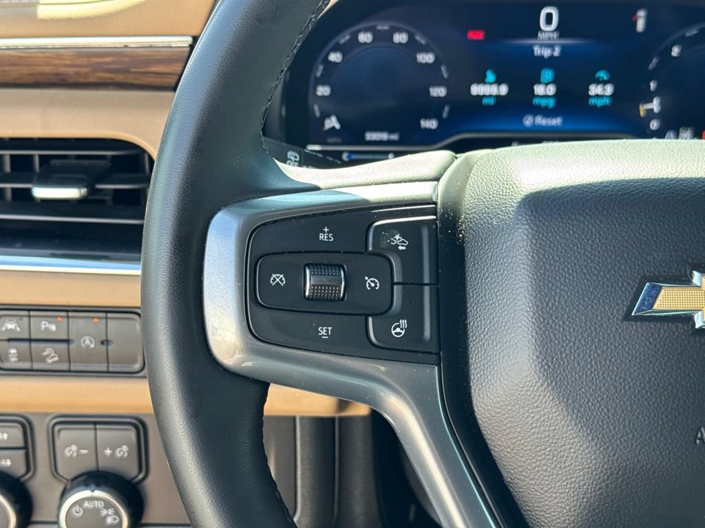 Used 2023 Chevrolet Tahoe Premier AWD/4WD image 15