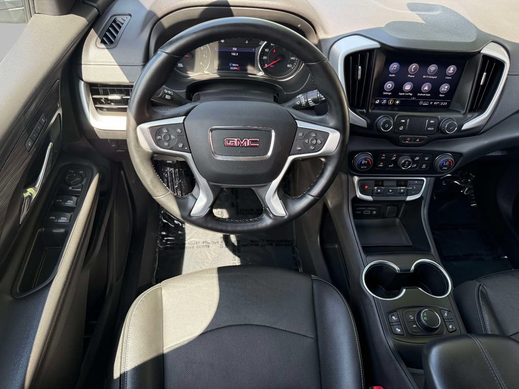 Used 2023 GMC Terrain SLT w/ LPO, Floor Liner Package FWD image 4