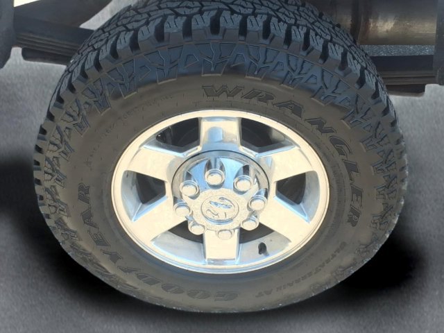 Used 2011 RAM 2500 SLT w/ Cold Weather Group AWD/4WD image 9